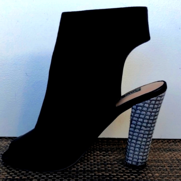 Parker & Sky black Peep Toe Sparkly Silver Heeled ankle Boots booties Size 7.5 - Picture 2 of 10